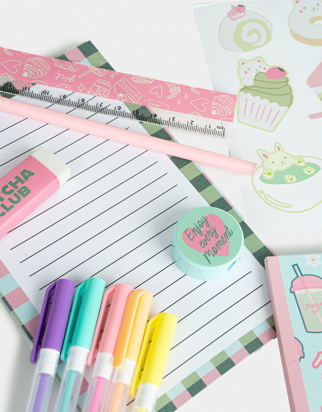 Librería Sets Set De Librería En Valija "matcha Girly" - Rosa Claro