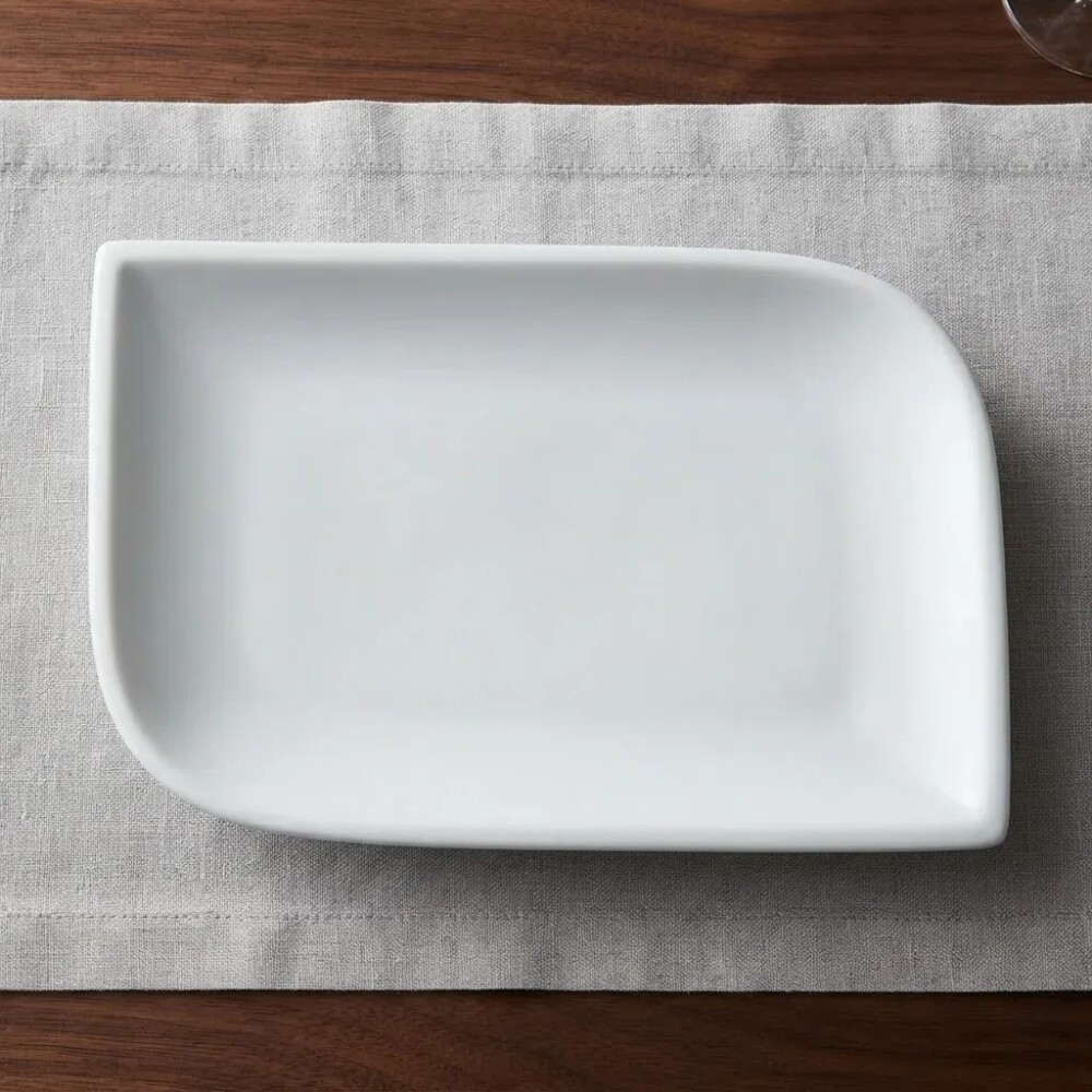 Plato rectangular blanco 21x30 cms. K-260 Plato rectangular blanco 21x30 cms. K-260