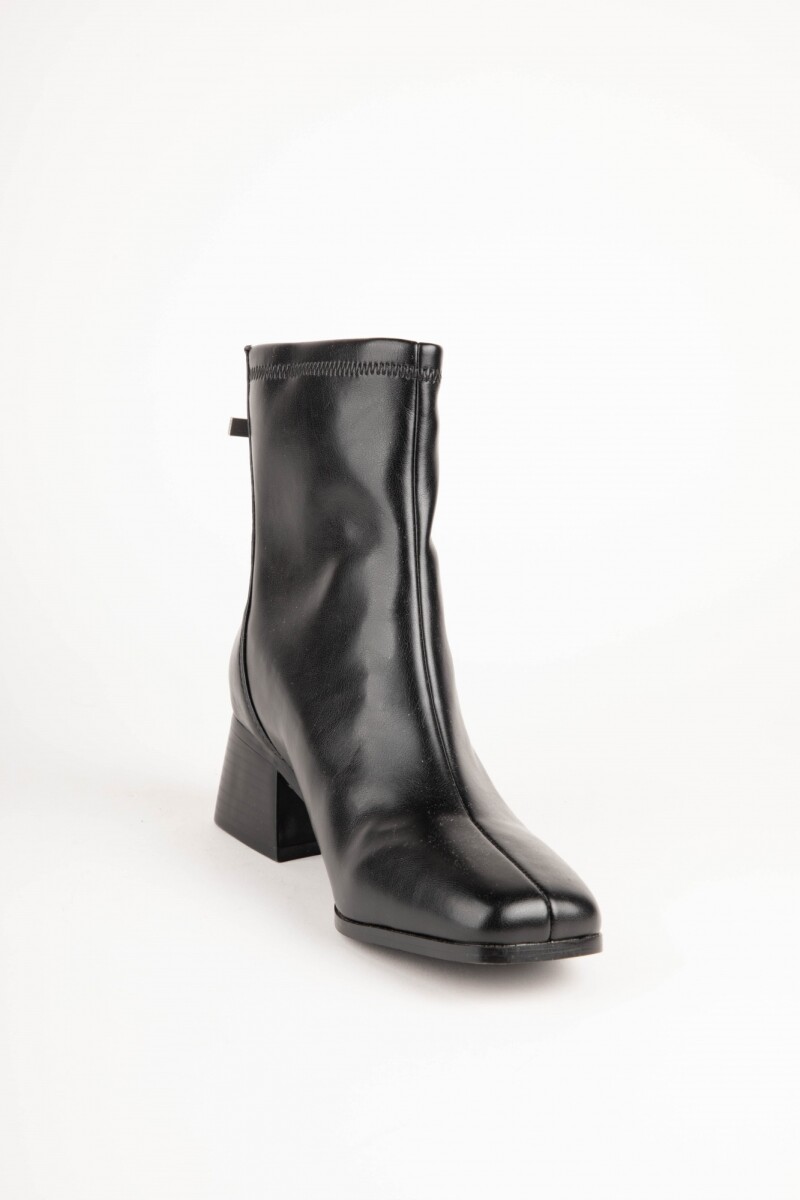 BOTA CHAPMAN Negro