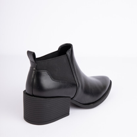 ZAPATO ARAMI Negro