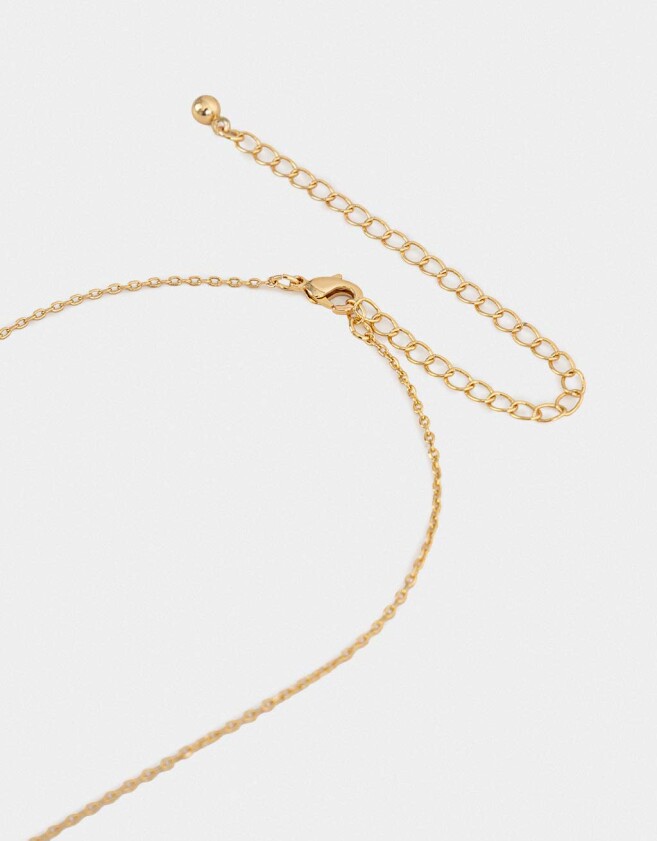 Cadena Corta con Dije Premium Gold Cortos - Dorado