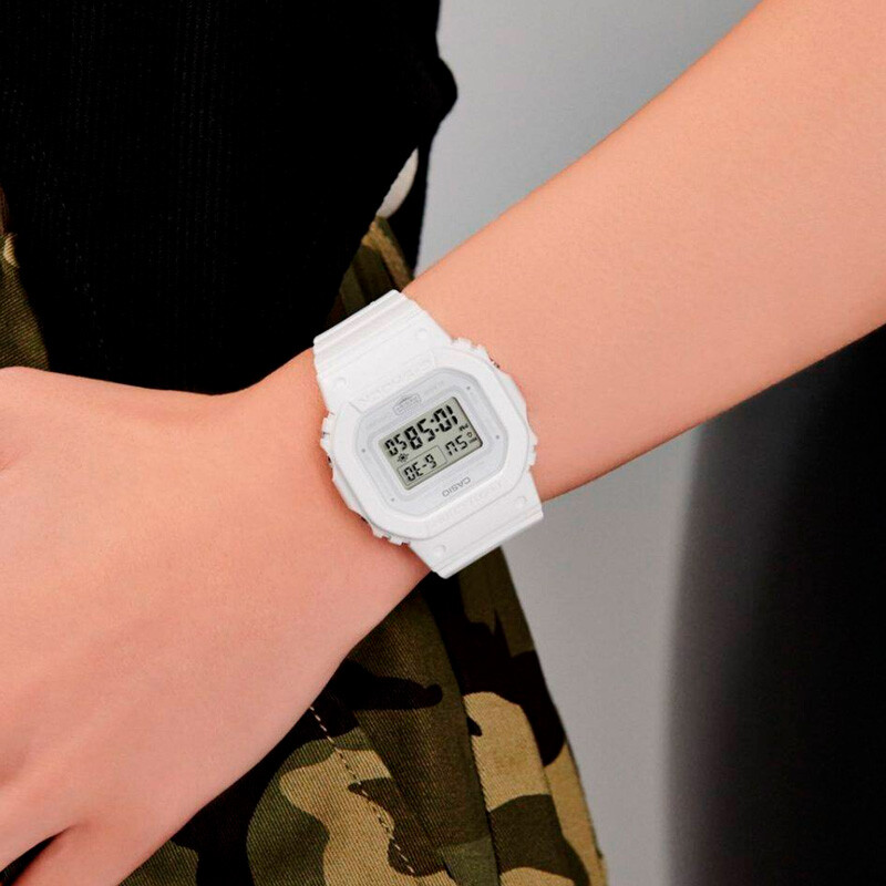 Reloj G-Shock Casio Digital para mujer GMD-S5600BA 7DR