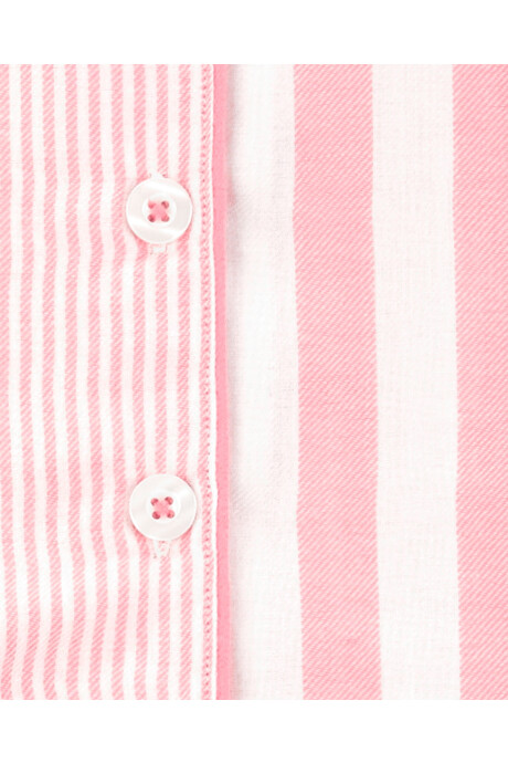 Pijama dos piezas de sarga, short y camisa diseño a rayas. Talles 2-5T Sin color