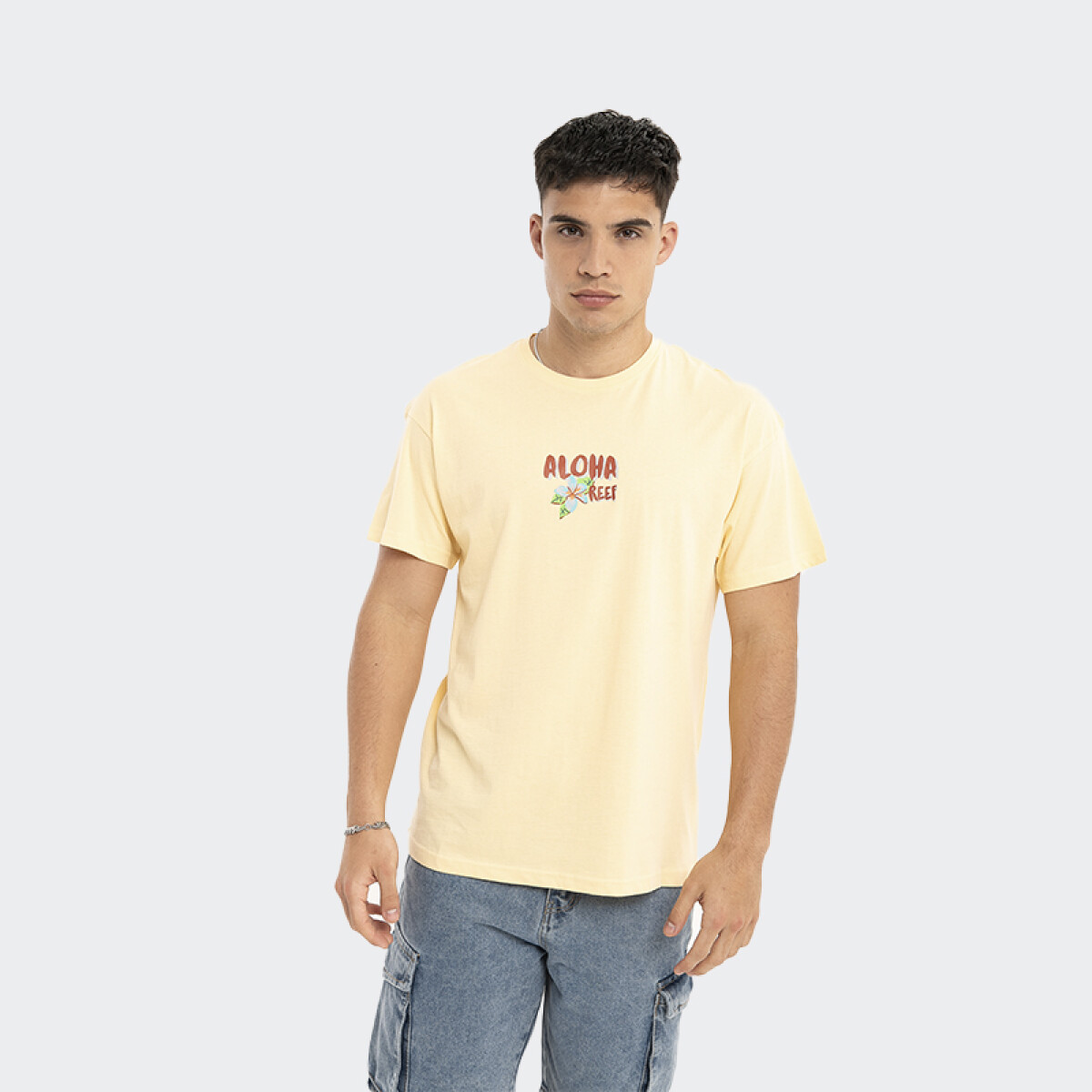 Remera Reef Oversize - Amarillo 