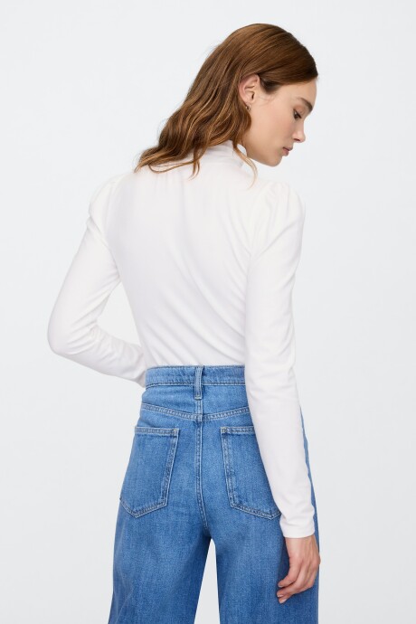 Remera Polera Puff Mujer White Uk
