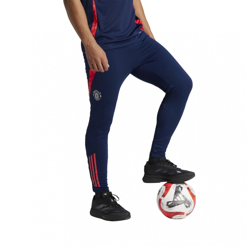 adidas MANCHESTER UNITED TIRO 24 000