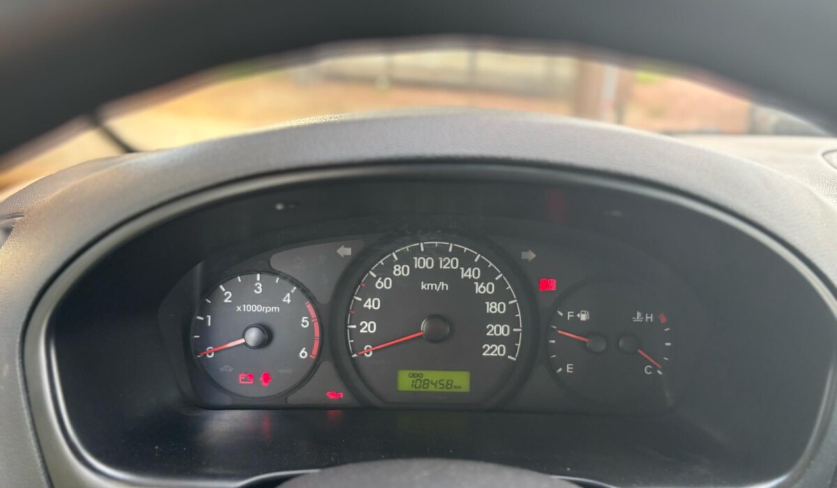 Hyundai H1 MiniBus 12 Plz GLS Diesel - 2014 Hyundai H1 MiniBus 12 Plz GLS Diesel - 2014