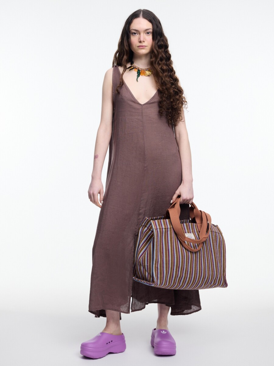 VESTIDO ESCOTE V 