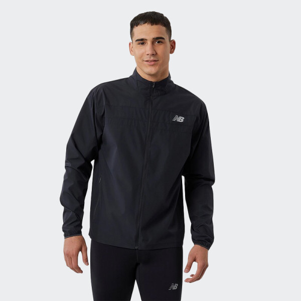 Campera New Balance Accelerate Negro