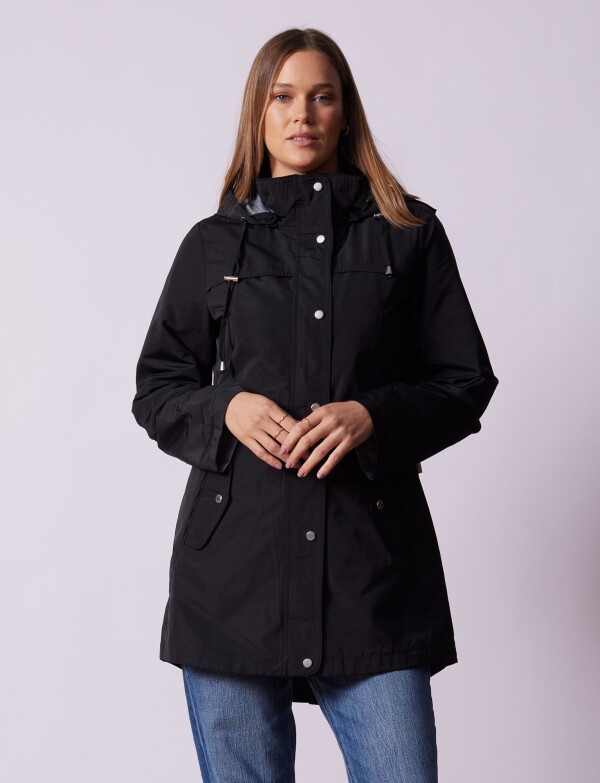 Campera Liviana Water Repellent NEGRO