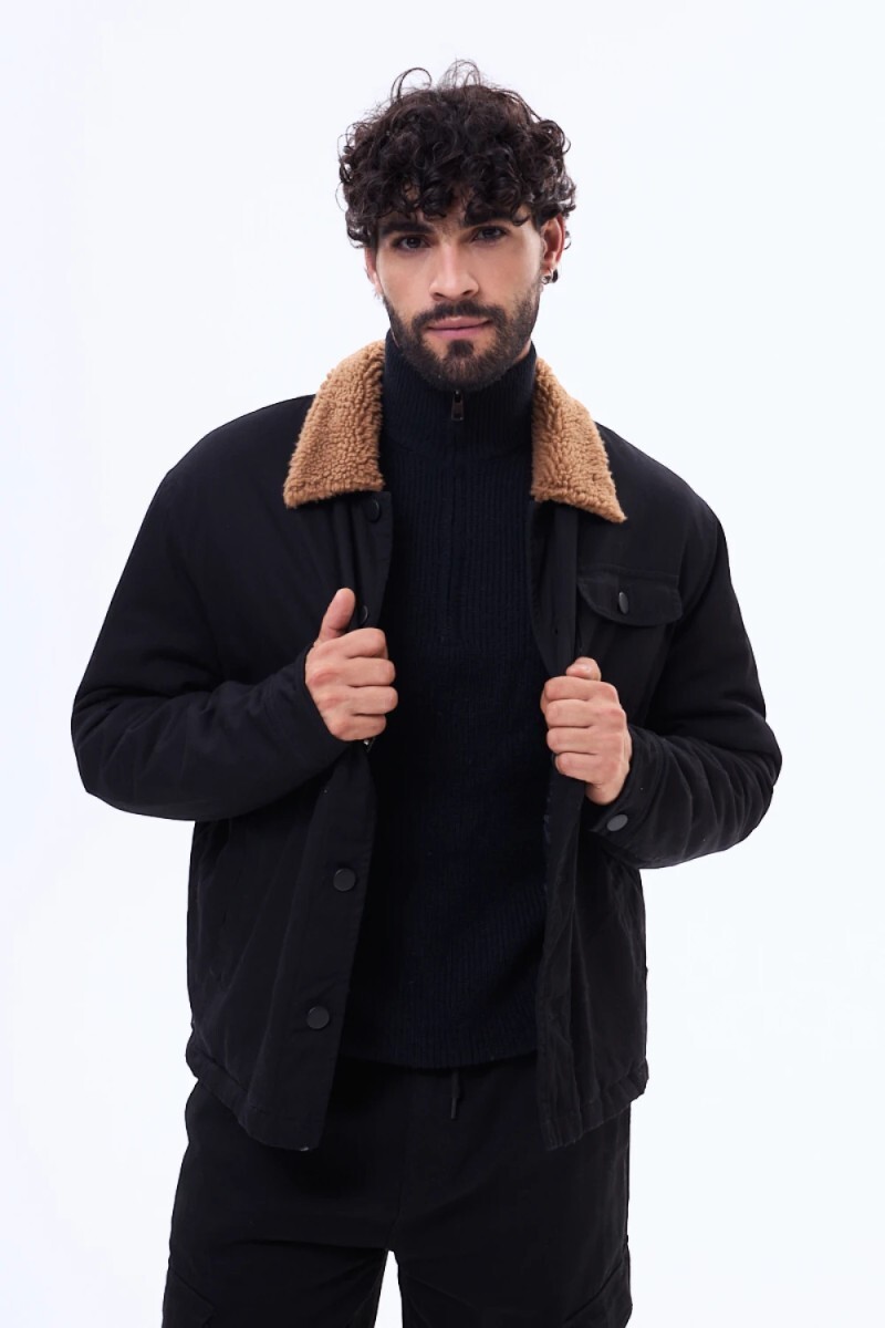 Campera Salto Negro