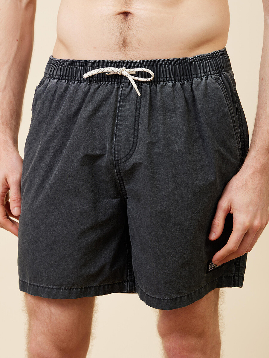 SHORT NISSI RUSTY - Negro 