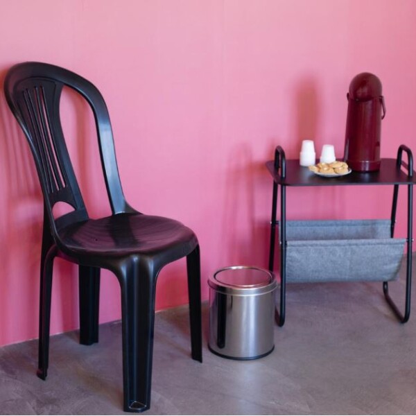 SILLA BISTRÓ SIN APOYA BRAZOS NEGRA MOR NEGRO