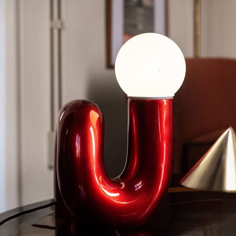 Lámpara de mesa Frida roja