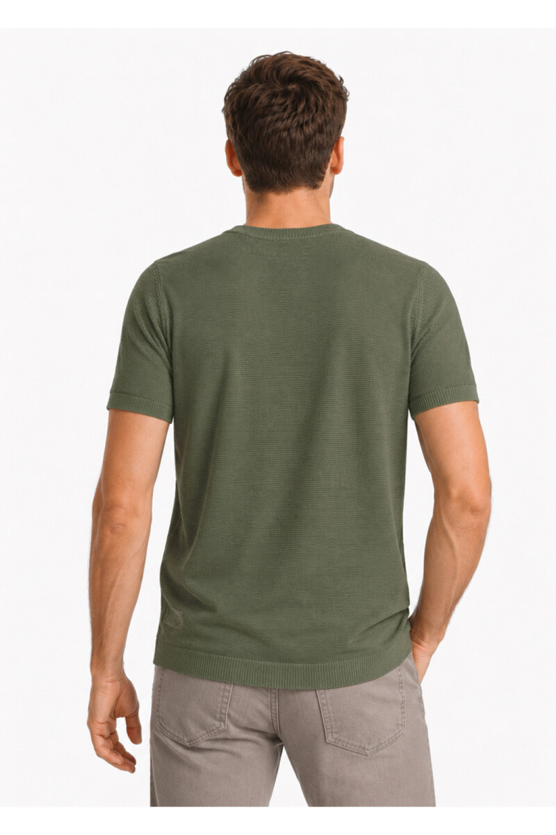 Remera tejida a la Base VERDE