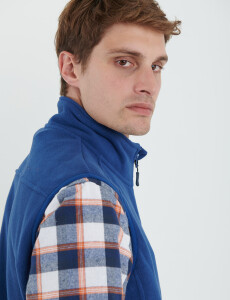 470563 CHALECO NAVIGATOR Azul Piedra Melange