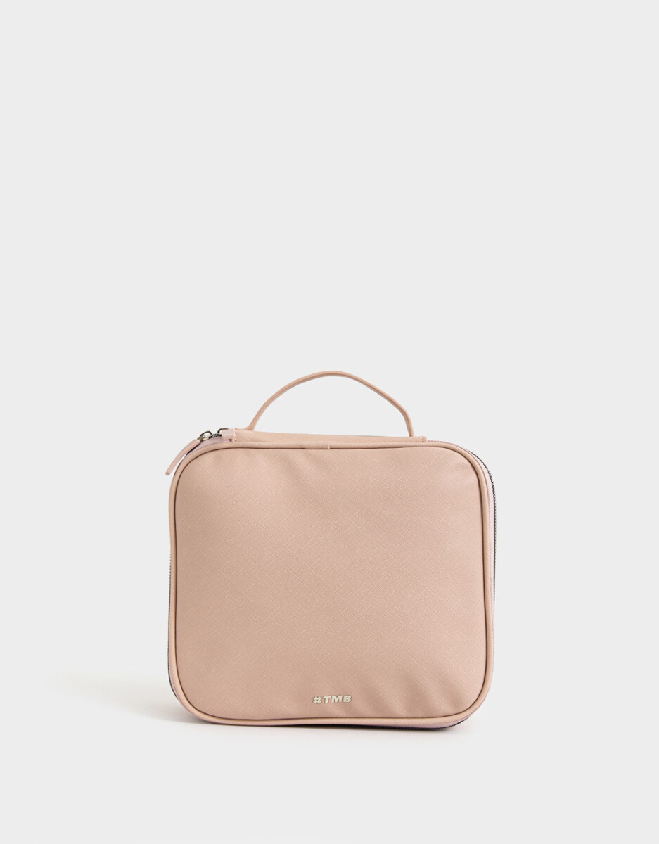 Necessaires 