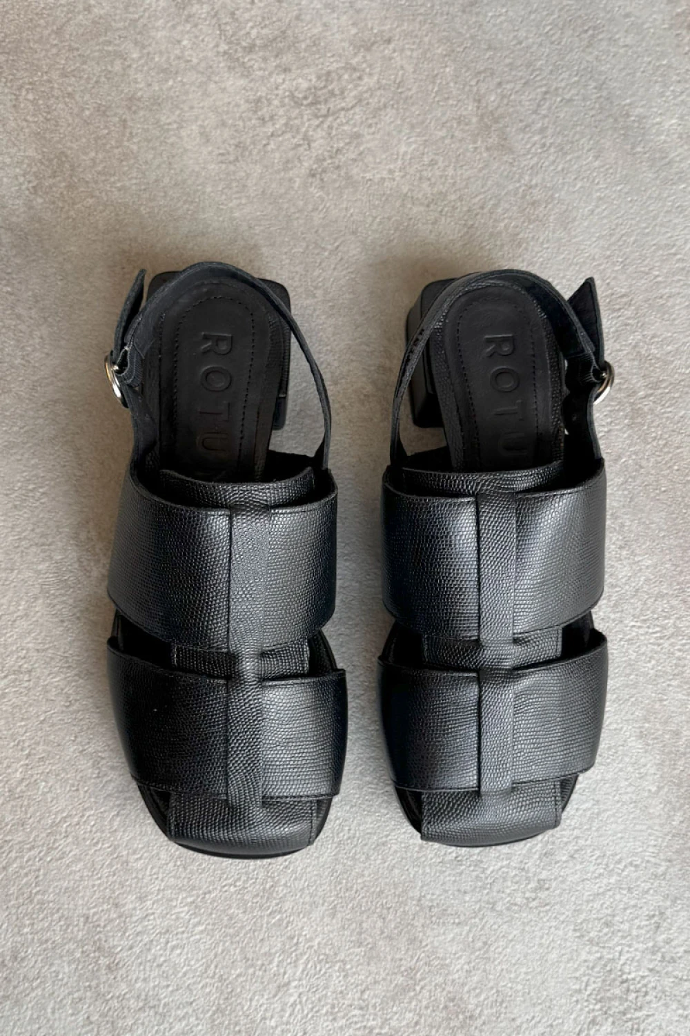 Sandalias Sirna