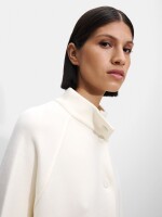 Poncho De Punto Con Botones blanco