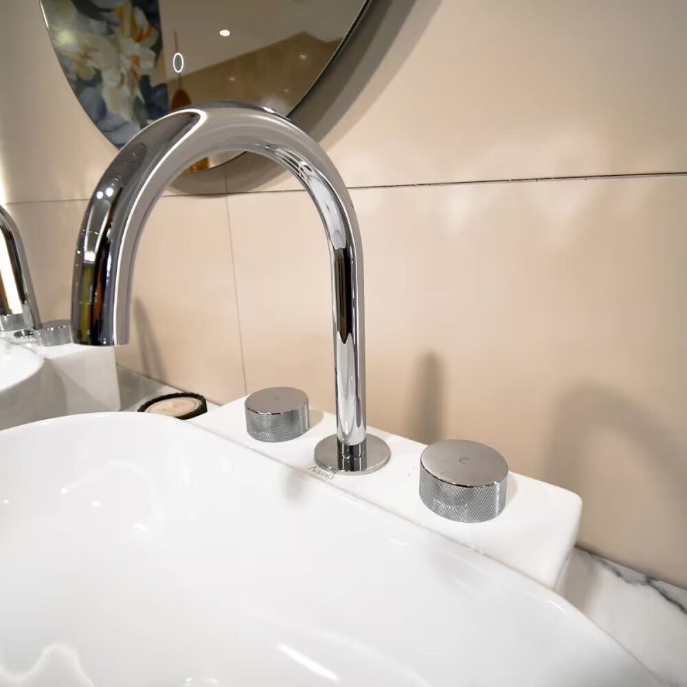 Grifería de lavatorio bimando de mesada Nuoro cromo Grifería De Lavatorio Bimando De Mesada Nuoro Cromo