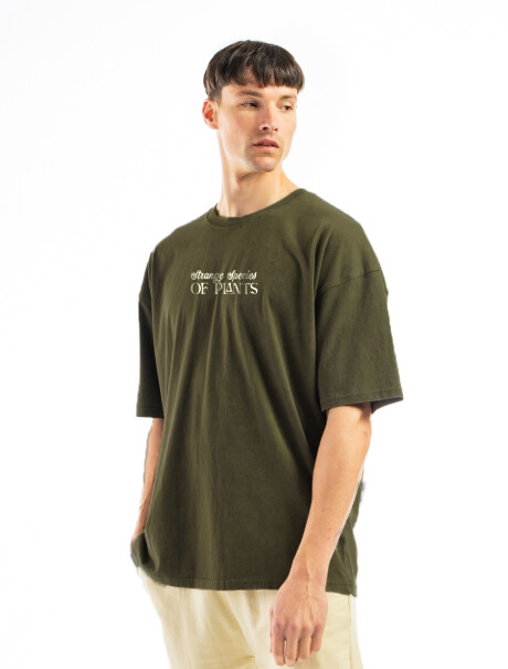 Remera Estampada Oversized Militar/ Fantasía 1