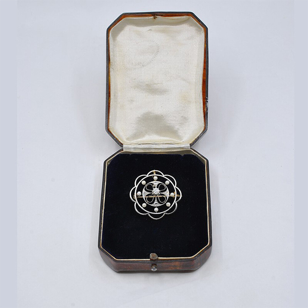 Colgante/ Prendedor en Oro 18 K Brillante, Diamantes Y Perlas De Cultivo Colgante/ Prendedor en Oro 18 K Brillante, Diamantes Y Perlas De Cultivo
