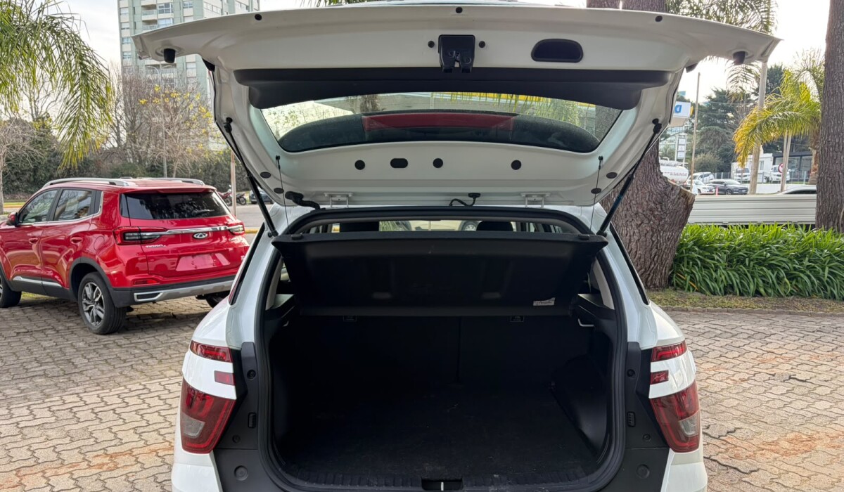 Hyundai Creta 1.0 Safe AT - 2023 Hyundai Creta 1.0 Safe AT - 2023