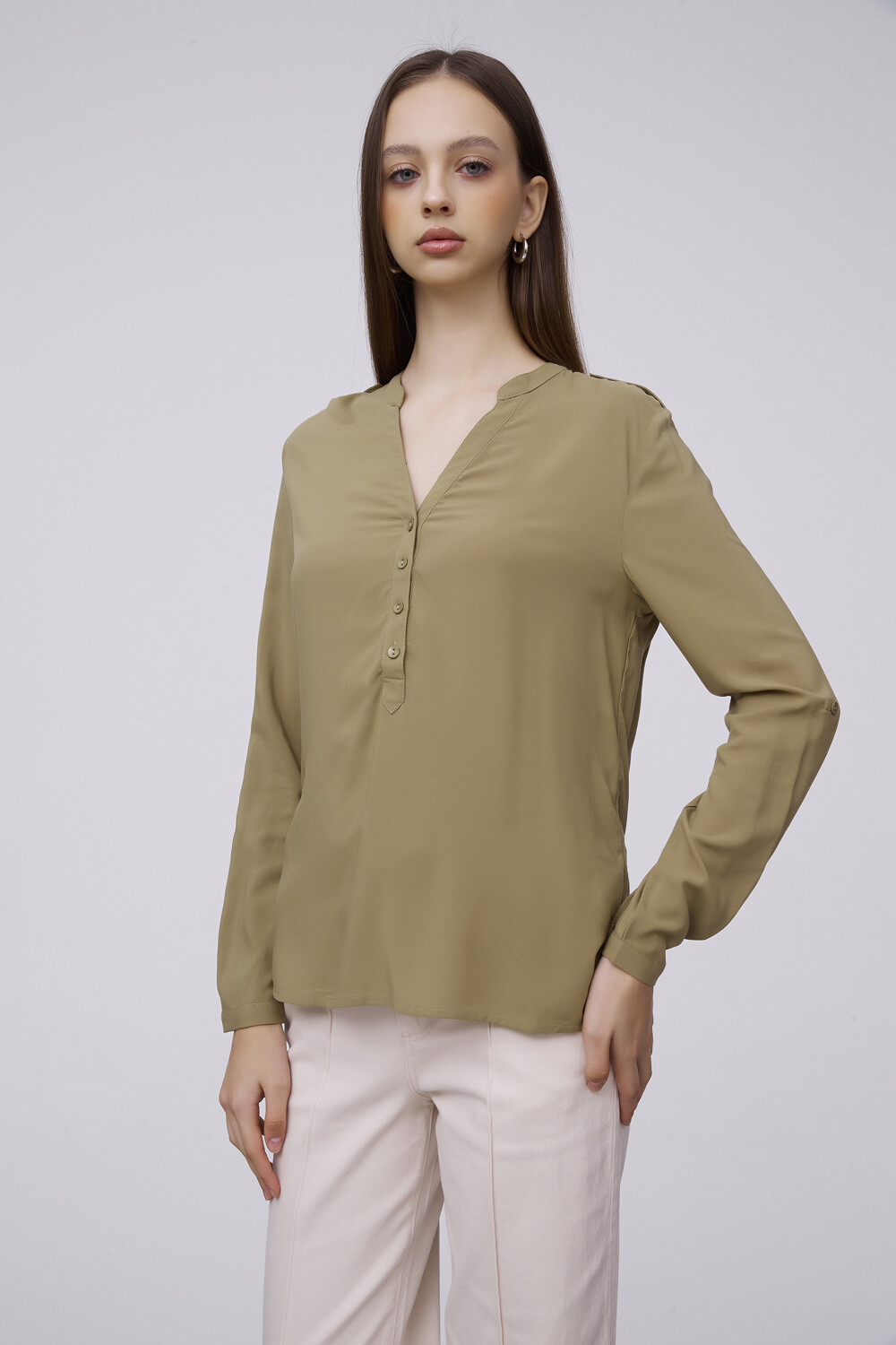 Blusa Yura Verde Oliva Claro