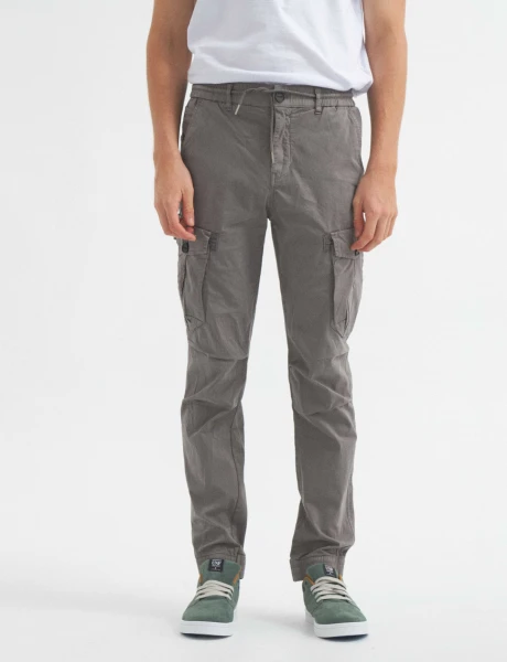 Pantalón cargo Tonio Gris