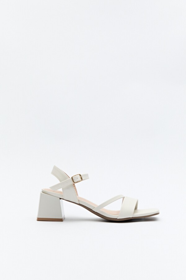 SANDALIA LUCCA Blanco