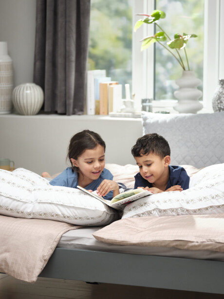 Almohada de fibra 50x70x3 TRONFJELLET Almohada de fibra 50x70x3 TRONFJELLET