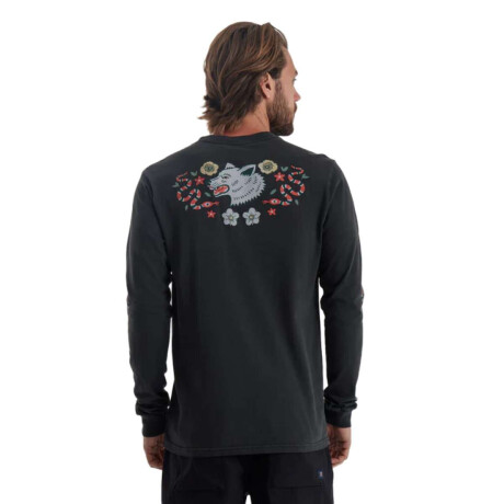 Remera Roark Wolfpack