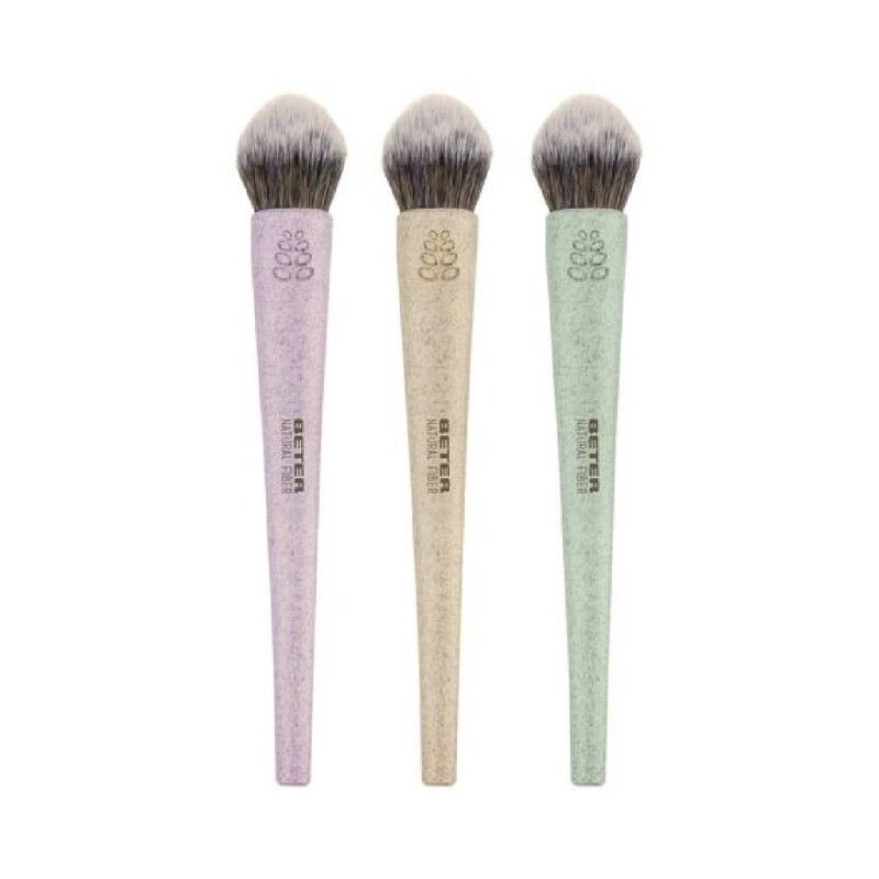 Brocha para maquillaje Yachiyo con fibras naturales Beter Brocha para maquillaje Yachiyo con fibras naturales Beter