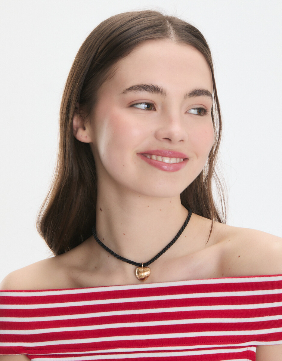 Collar Con Dije De Corazón 