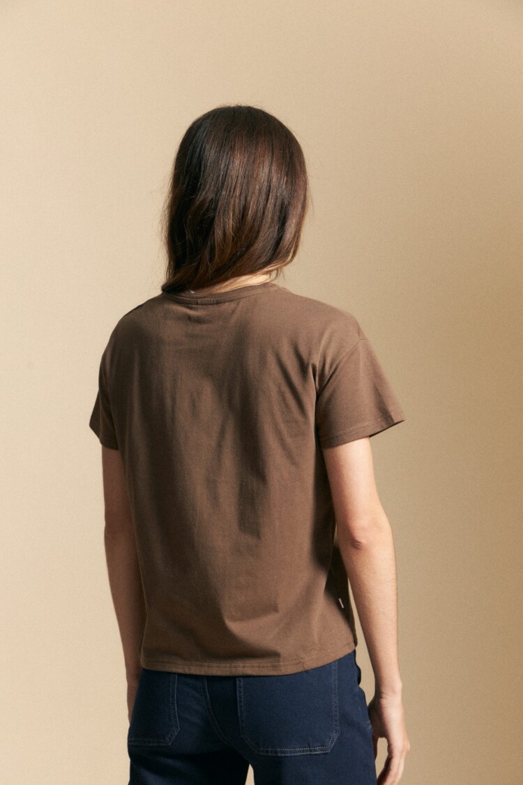 REMERA TILO Café