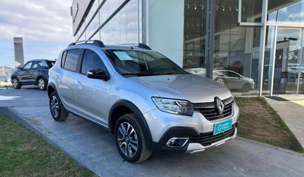Renault Stepway Intense AT - 2023 Renault Stepway Intense AT - 2023