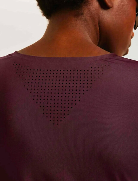 CAMISETA DEPORTIVA DE ALTO RENDIMIENTO BORDEAUX