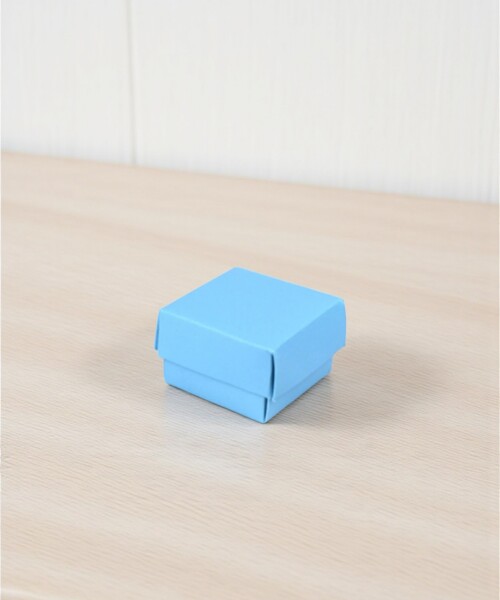 Caja Cuadrada 4x4x2,5 cm CELESTE