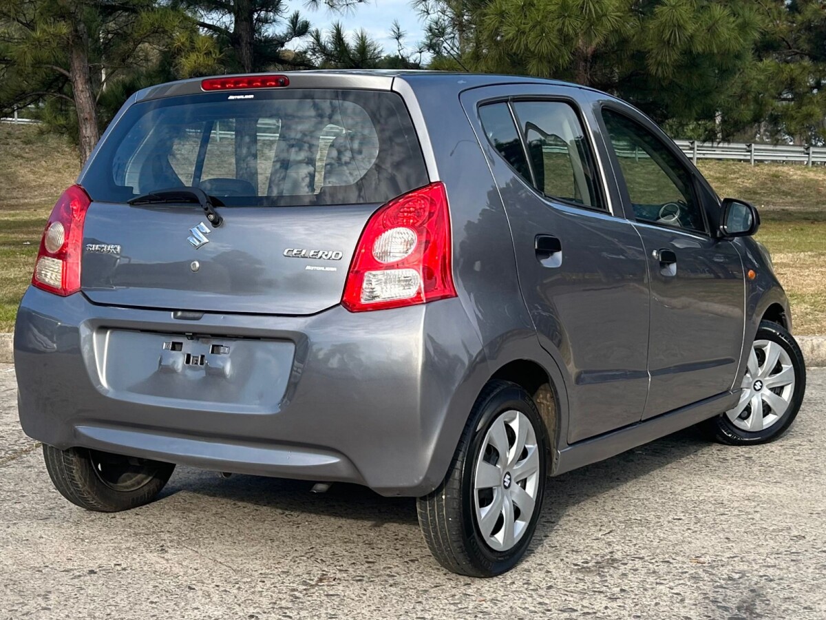 Suzuki Celerio GA 1.0 Full 2015 Suzuki Celerio GA 1.0 Full 2015