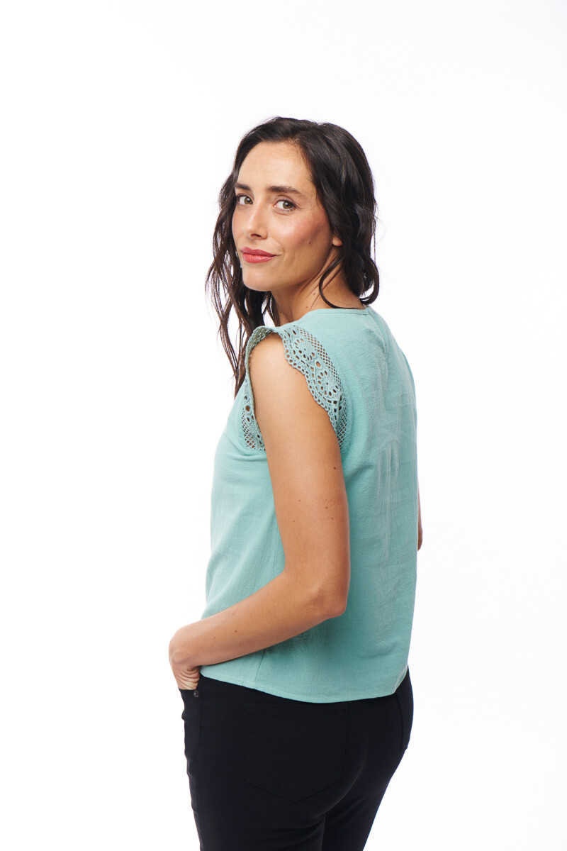 BLUSA VERA VERDE AGUA