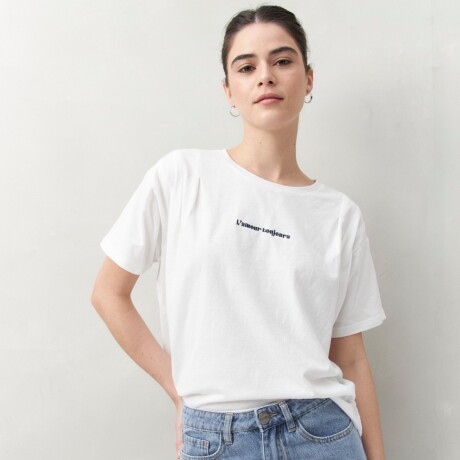 REMERA LIATRA Blanco