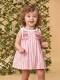 Vestido De Rayas Con Nido De Abeja Y Volante Rosa