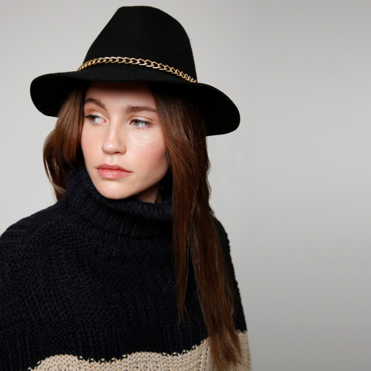 Sombrero de lana con cadena - negro 