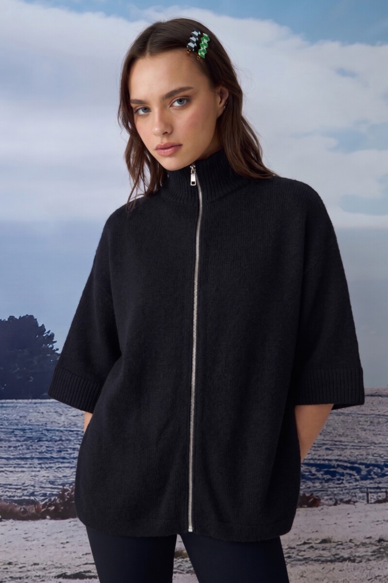 Poncho con cierre - negro 