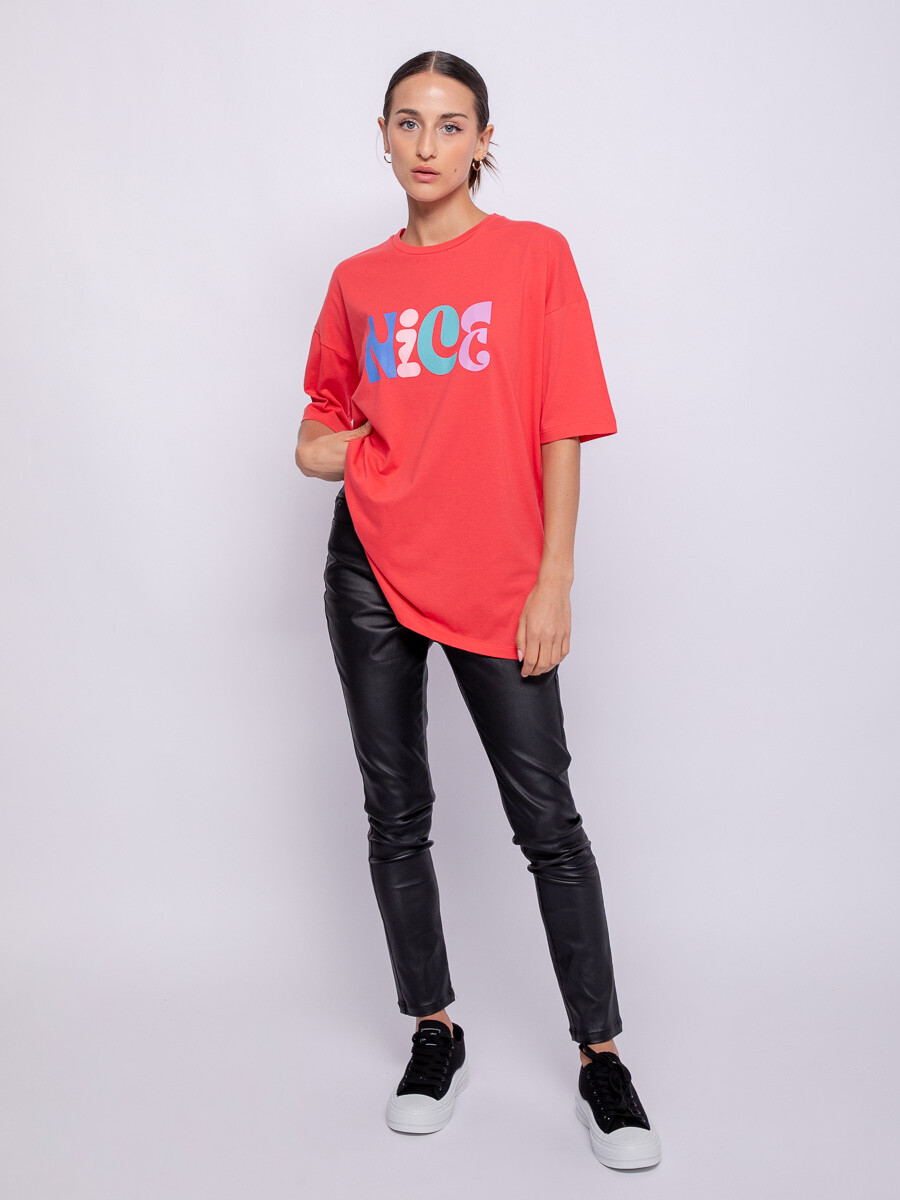 REMERA NICE - Rojo 