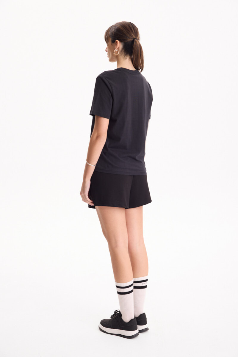 Remera Penny Negro