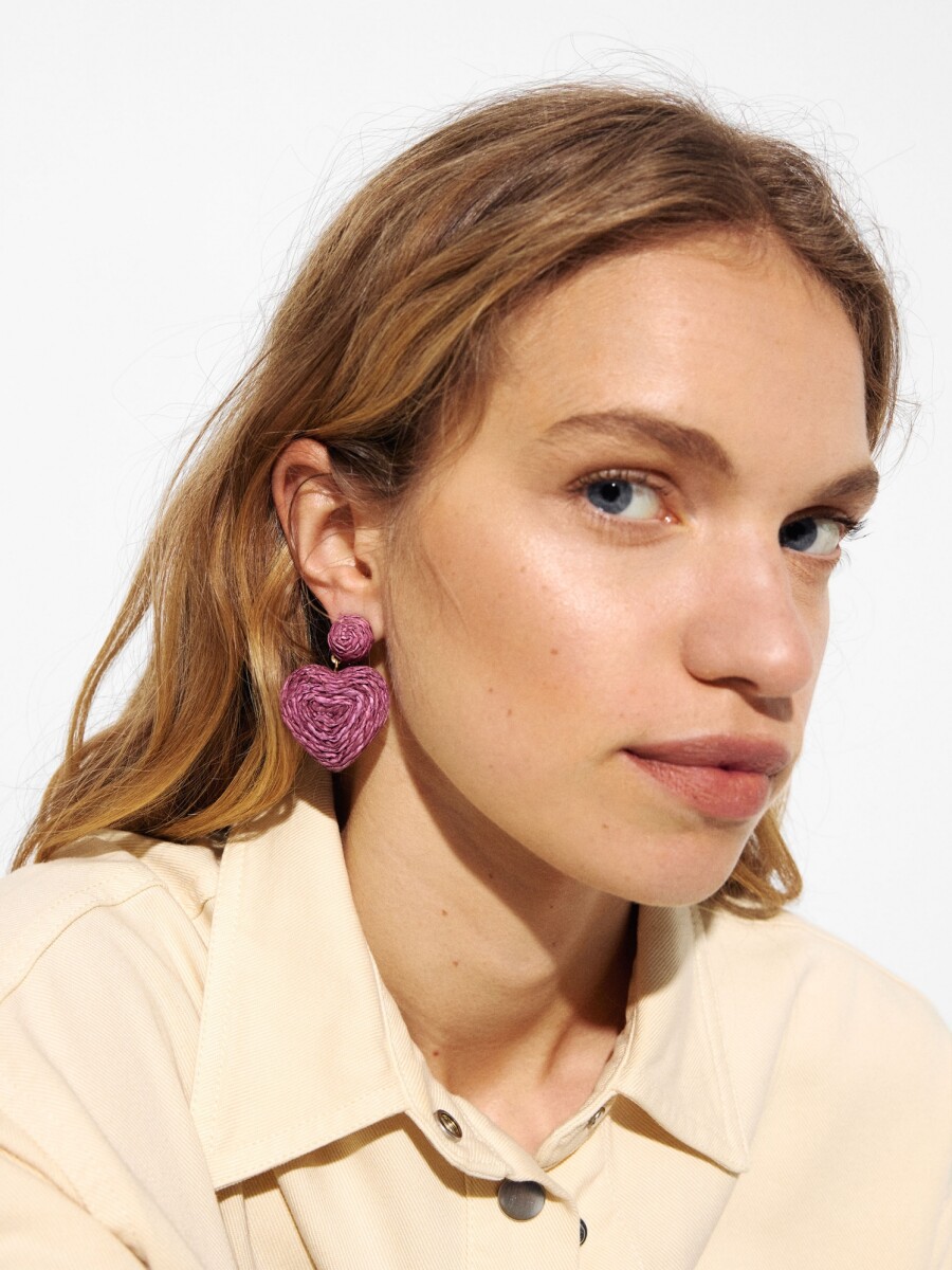 Pendientes Corazón De Rafia violeta