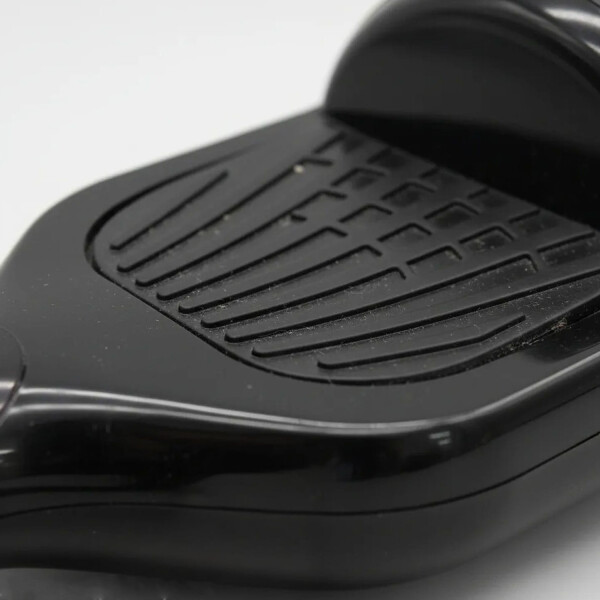 Skate Patineta Eléctrica 6.5" Rp600b Con Música + Luces Led SKATE 6.5 CON BLUETOOTH RP600B NEGRO