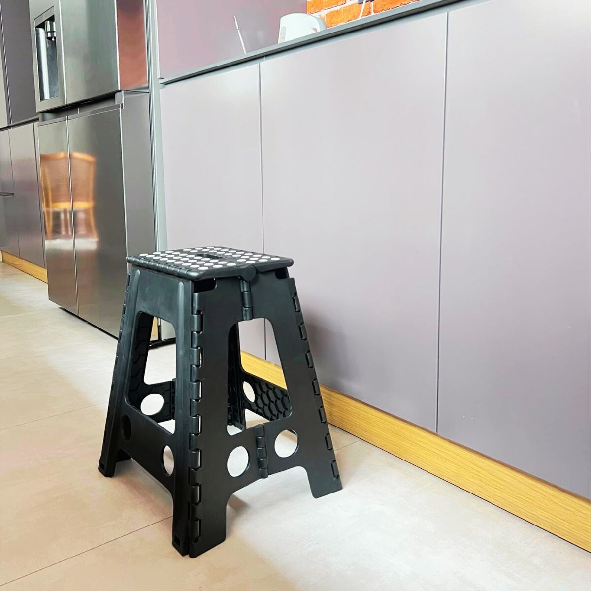 anqueta Banco Plegable Escalera Plastico Reforzado 45 Cm - Negro 