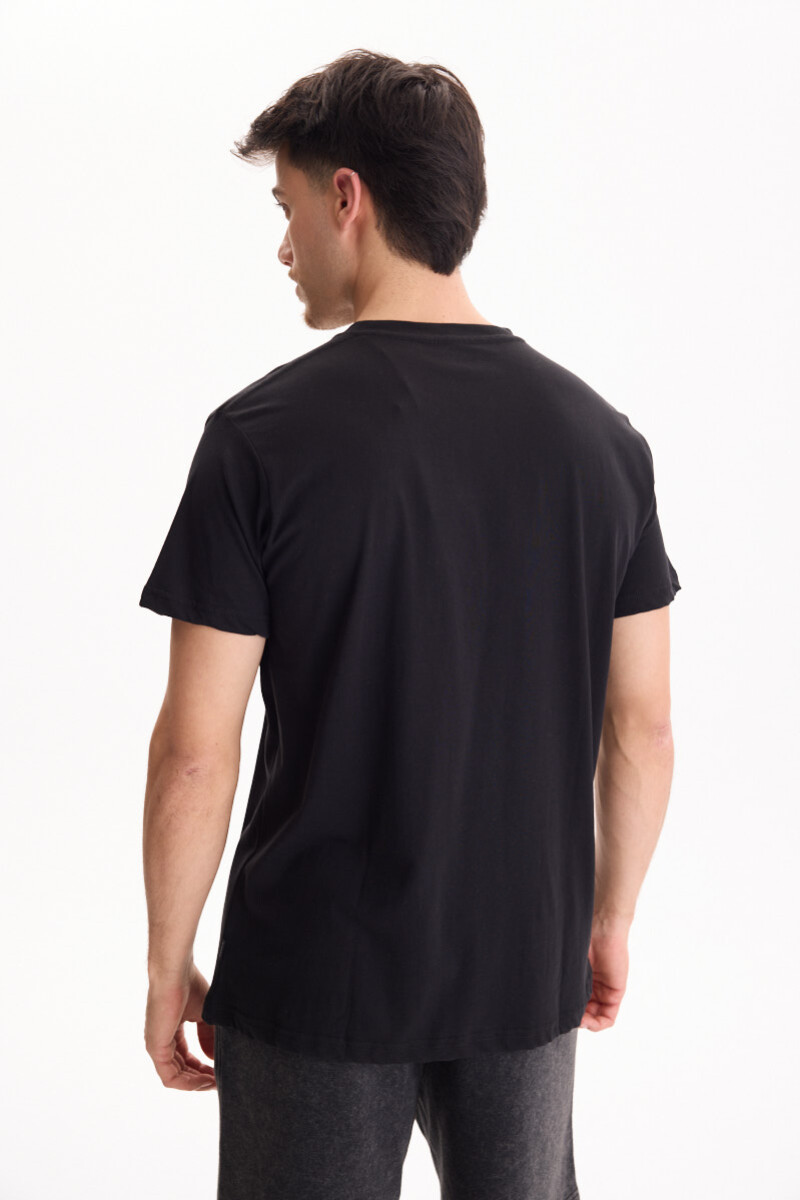 Remera Inked Negro